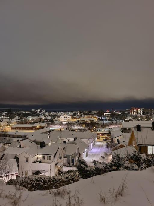 Sjarmerende I Hjerte Av By