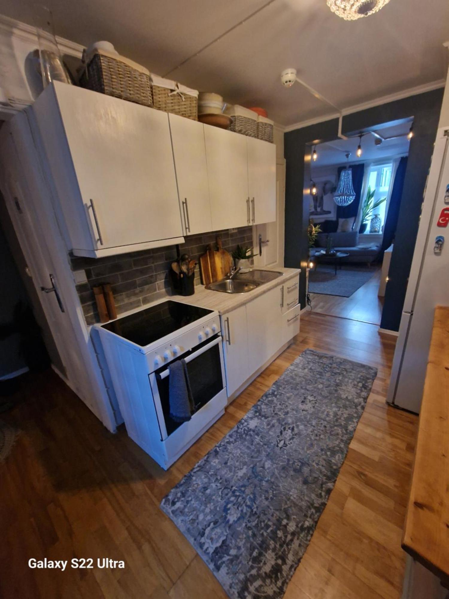 Apartment Sjarmerende I Hjerte Av By